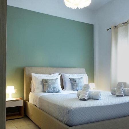 The Bright One Apartment Ираклио Екстериор снимка