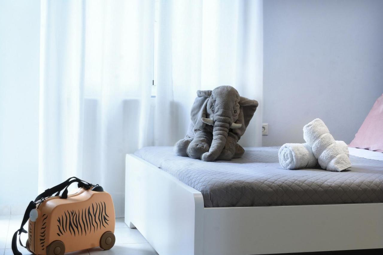 The Bright One Apartment Ираклио Екстериор снимка